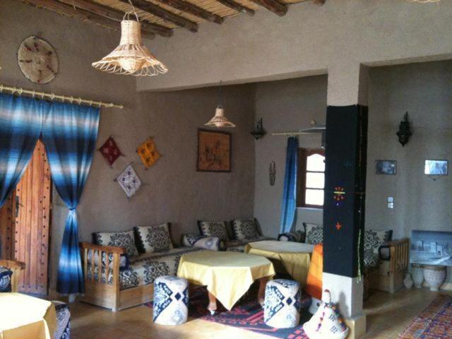 Chez Tonton Hotell Merzouga Exteriör bild