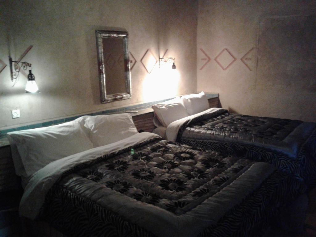 Chez Tonton Hotell Merzouga Exteriör bild