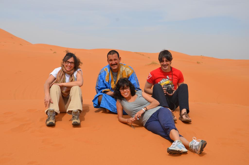 Chez Tonton Hotell Merzouga Exteriör bild